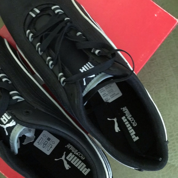 Puma Sneakers - Picture 6 of 9